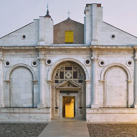 Ξενοδοχείο Principe Di Piemonte 3*