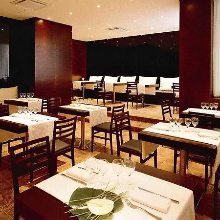 普林西di皮埃蒙特酒店 酒店 里米尼