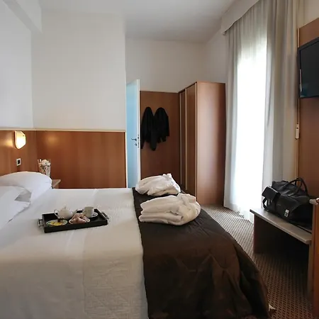 Hotel Principe Di Piemonte 3*