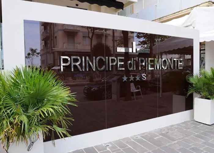 Hotel Principe Di Piemonte Rímini