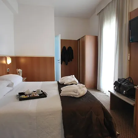 Hotel Principe Di Piemonte 3*